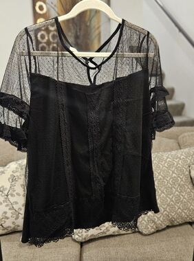 Maurices Black Sheer Lace-Trim Women’s Top